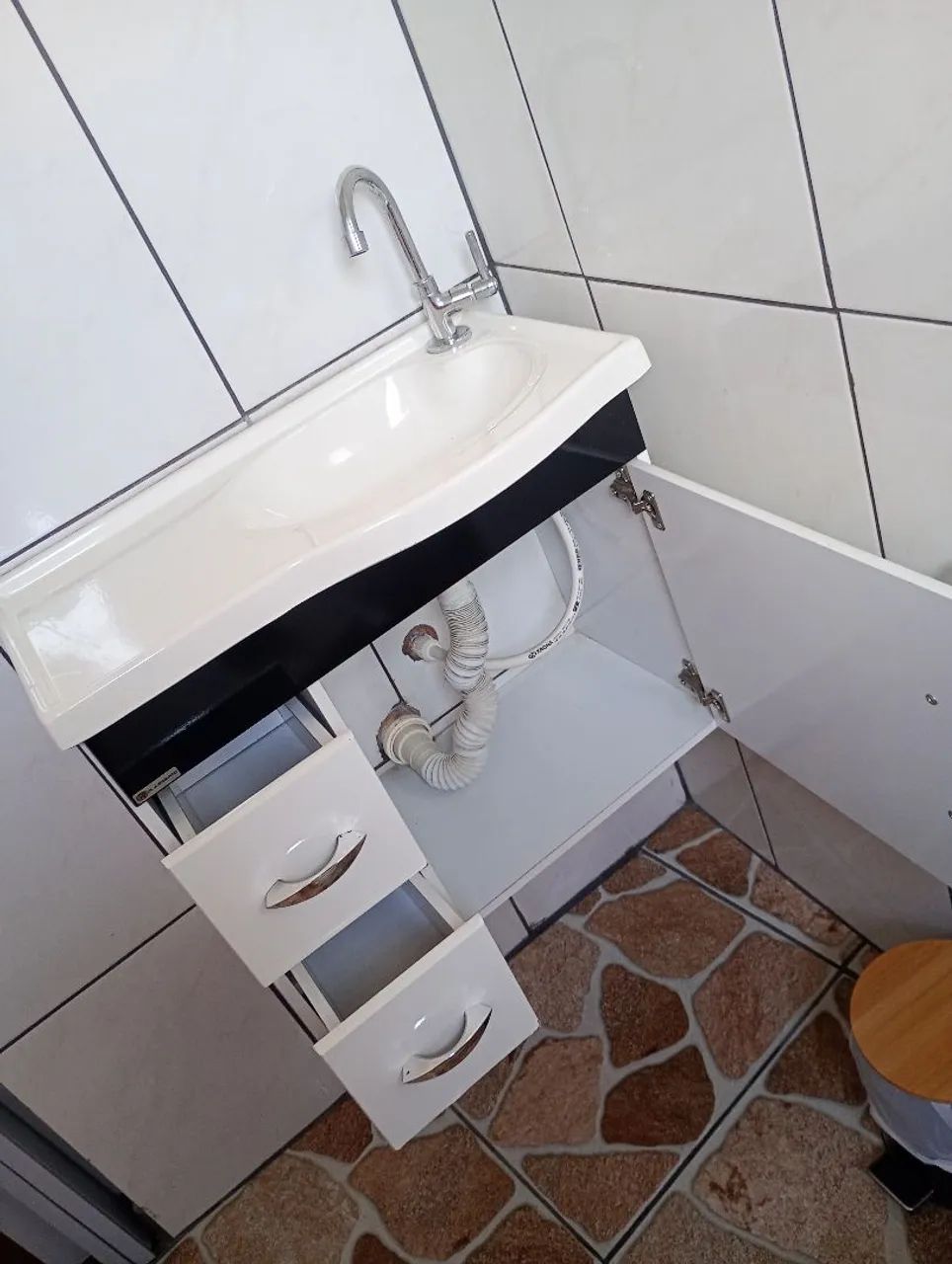 Gabinete Banheiro Novo - Foto 3