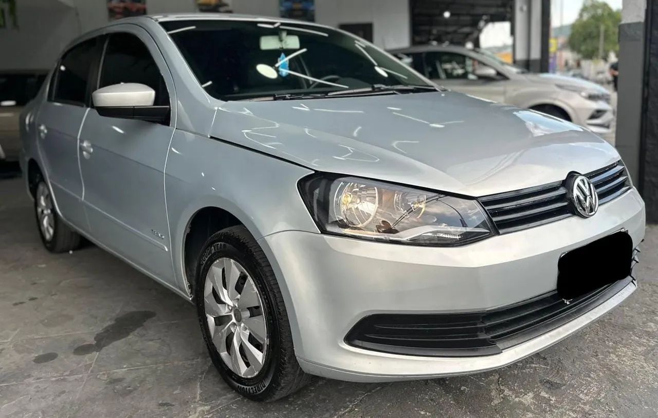 Volkswagen Voyage 2014