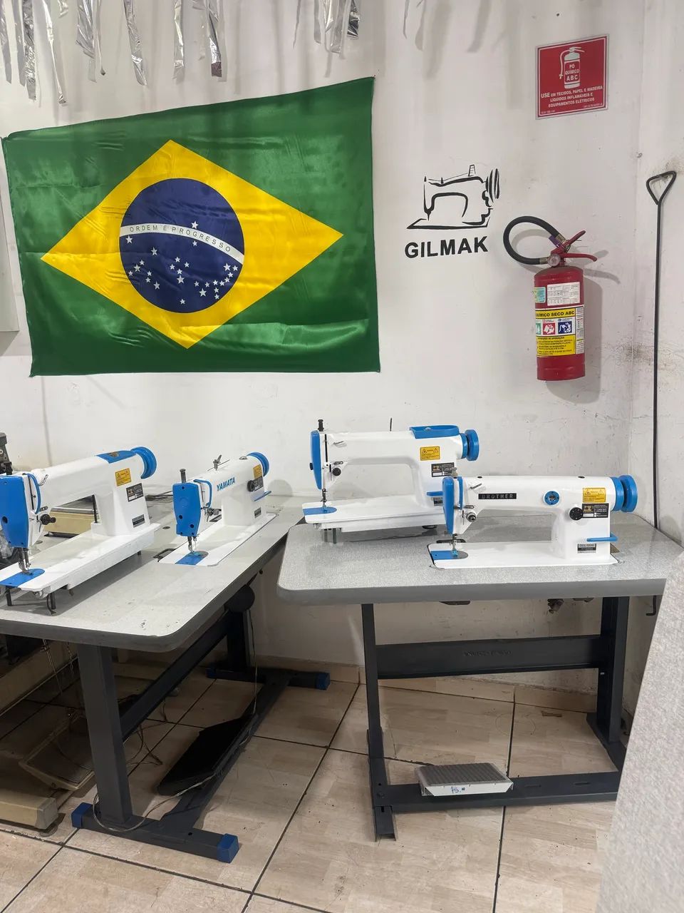 Máquina de costura reta industrial completa revisada e com garantia 