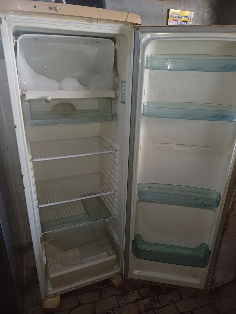 Geladeira Eletrolux boa - Foto 4