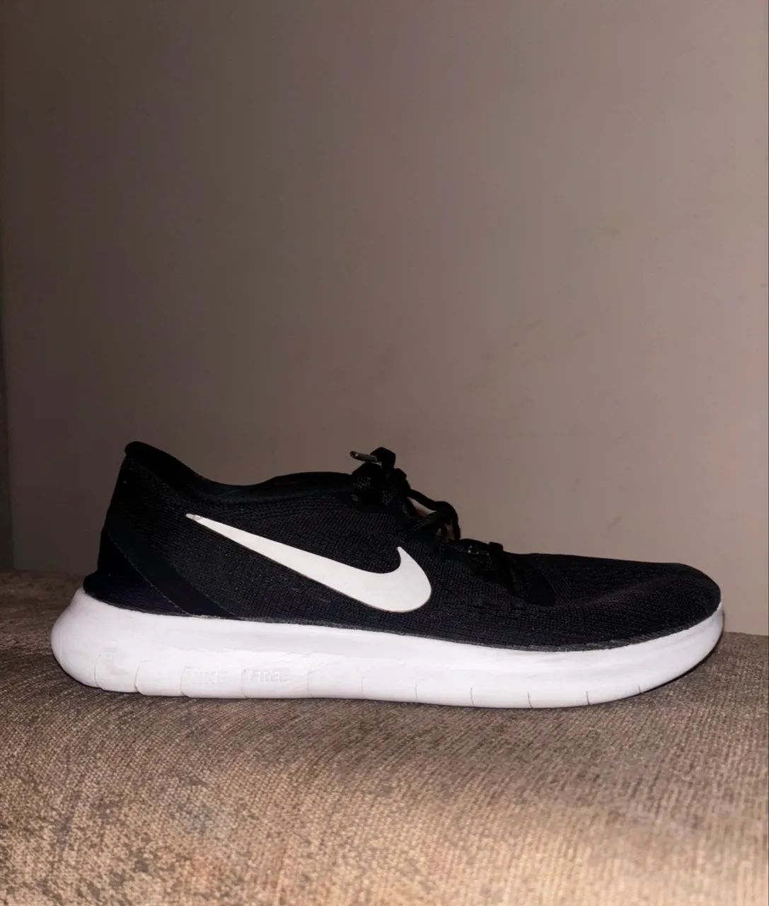 tenis Nike preto original 39 - Foto 2