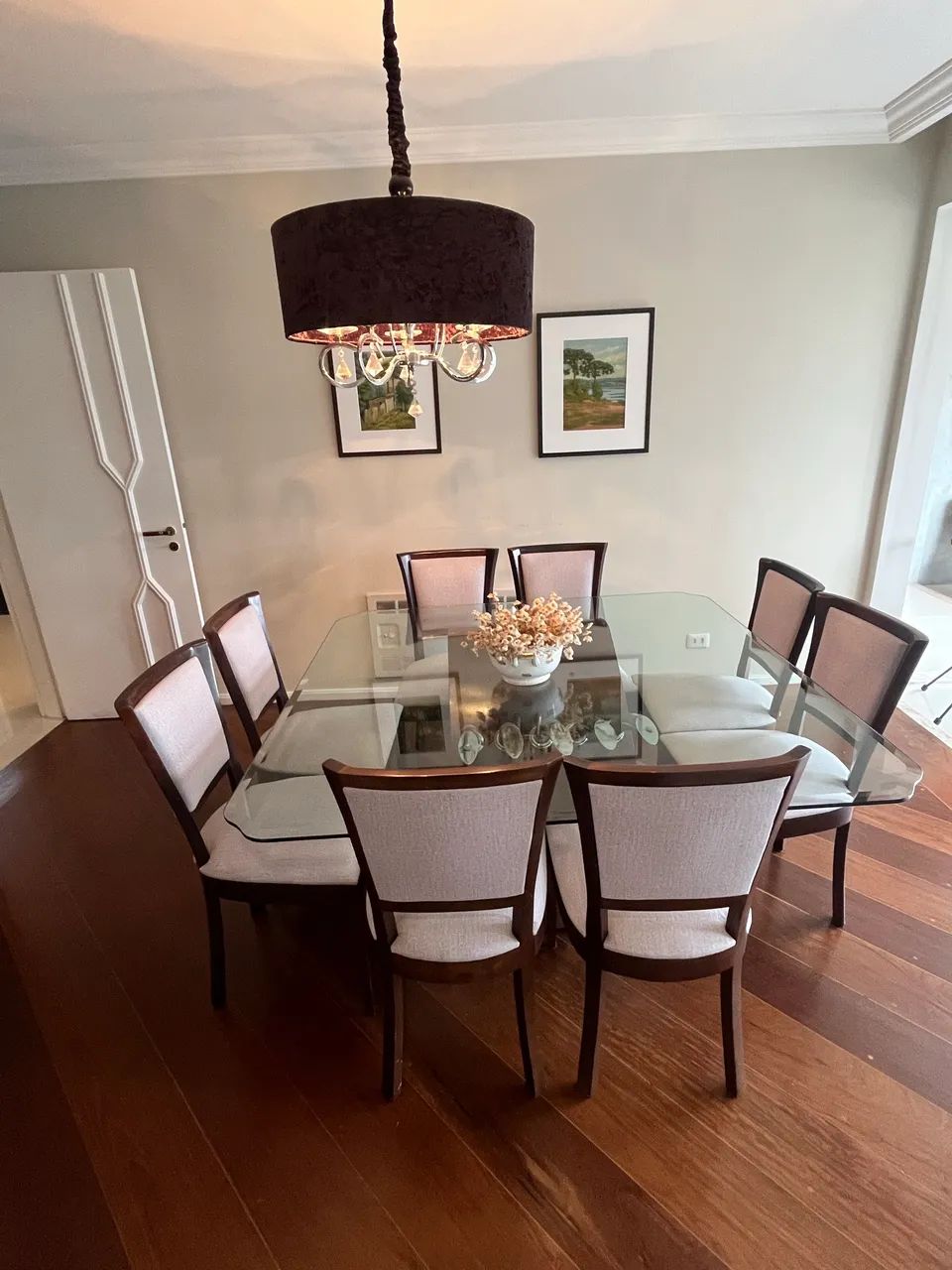 Conjunto de Sala de Jantar com 8 cadeiras