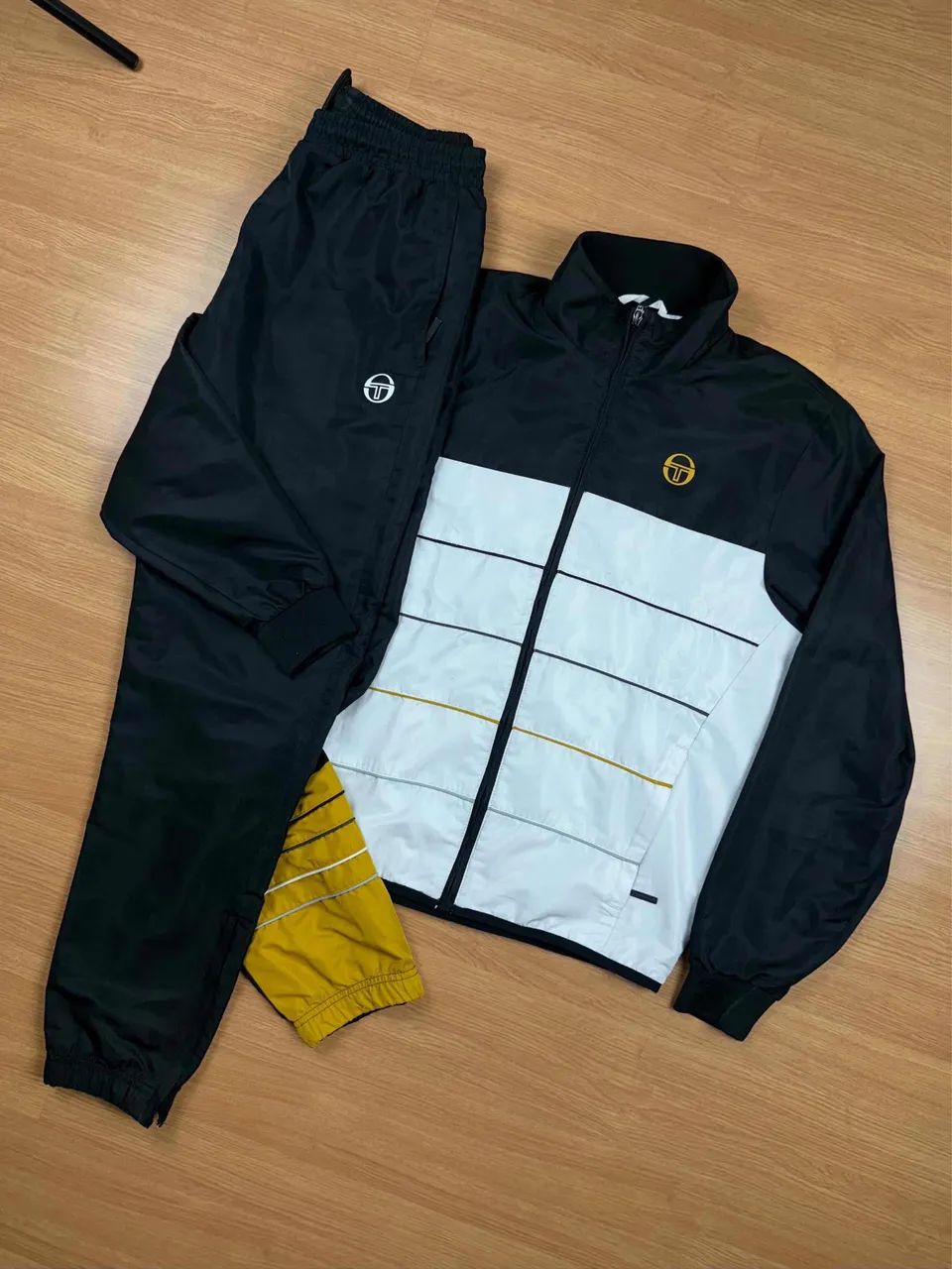 Conjunto Sergio Tacchini  - Foto 5