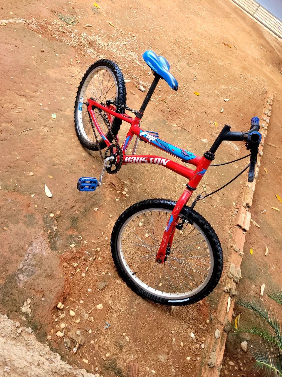 Vendo bicicleta aro 20 - Foto 2