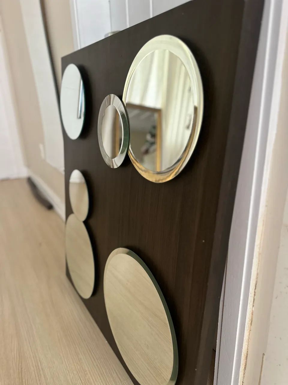 Quadro Decorativo com Espelhos Redondos - Design Moderno e Sofisticado - Foto 3