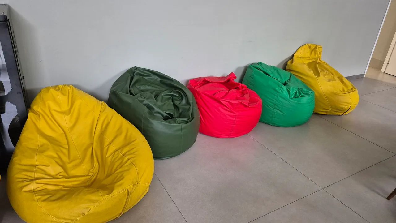 Puffs Grandes Coloridos