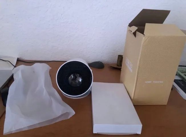 Projetor HY300-A Android | Wi-Fi | Bluetooth | HDMI| até 130 polegadas - Foto 4