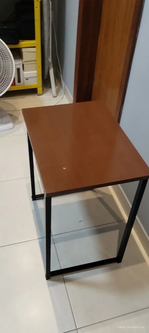 Mesa Pequena para Sala - Foto 3