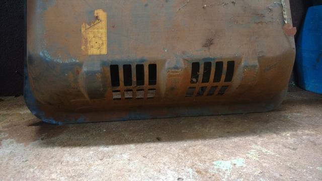 CJ. soldado capuz do motor E215B New Holland p/n * - Foto 5