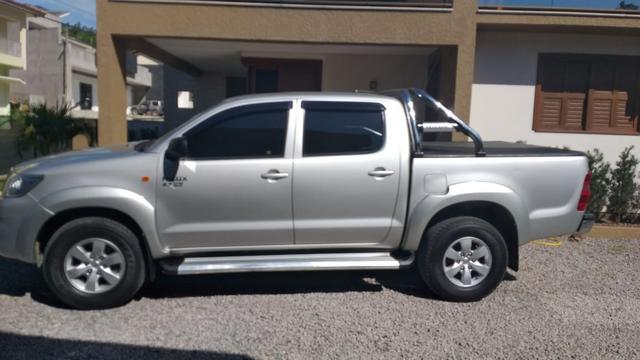 Hilux SR 4x2 no GNV muito econômica - Foto 2