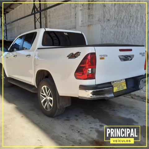 Toyota Hilux Cd SRX 4X4 Automatico Completo - Foto 4