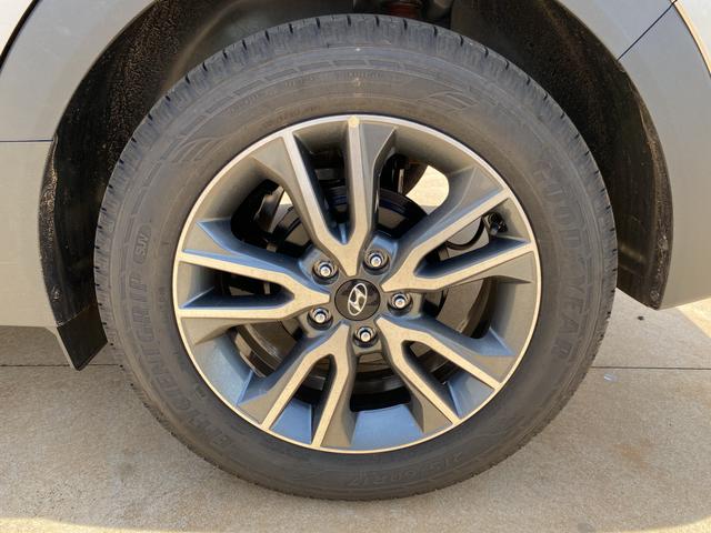 Hyundai Creta Prestige 2.0 apenas 7.500 Km - Foto 5