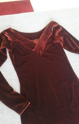 Vestido de veludo marrom - Foto 3