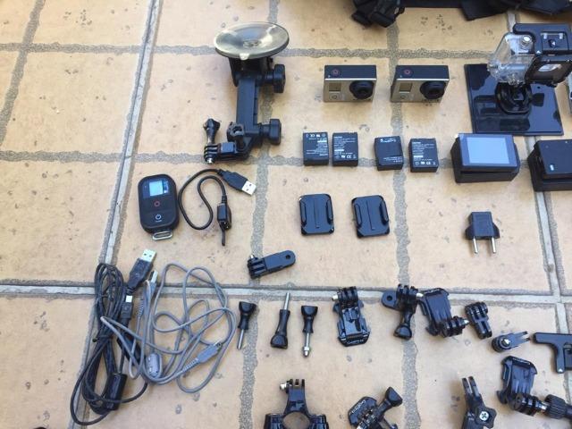 Kit com 2 Gopro Hero 3 Black edition com varios acessorios - Produto seminovo - Foto 3