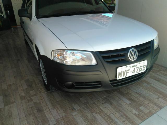 Vendo gol 2006 com ar todo original de fabrica falar com Robériozap