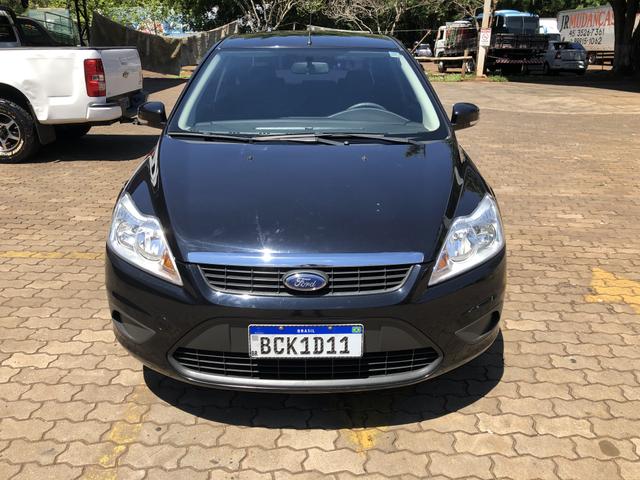 Focus 2.0 16v bem conservado, 4 pneus novos, baixo km, sou segundo dono