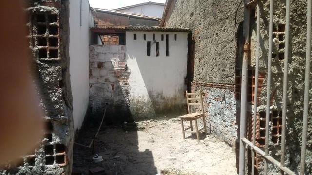 Vende-se uma casa ou troca - Foto 3