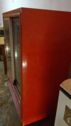 Freezer expositor vermelho