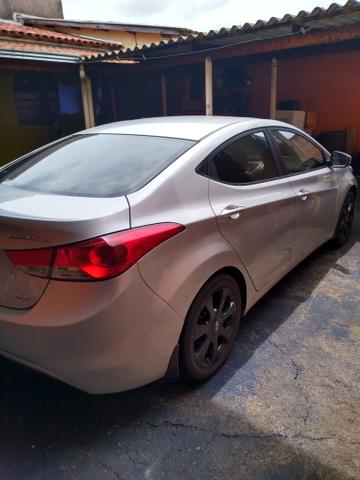 Elantra - Foto 2