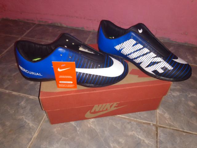 Sapato de futsal