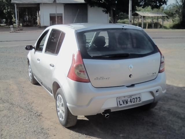 Troco ou Vendo Sandero 1.6 ano 2008 - Foto 4