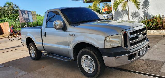 F250 xlt 4×2 motor mwm