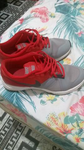 Tênis Nike