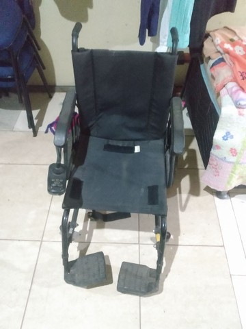 Cadeira de roda - Foto 3