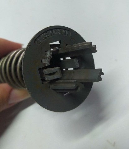 Mola da Tampa Capo Motor Mercedes Benz 2005 c/detalhe - Foto 3