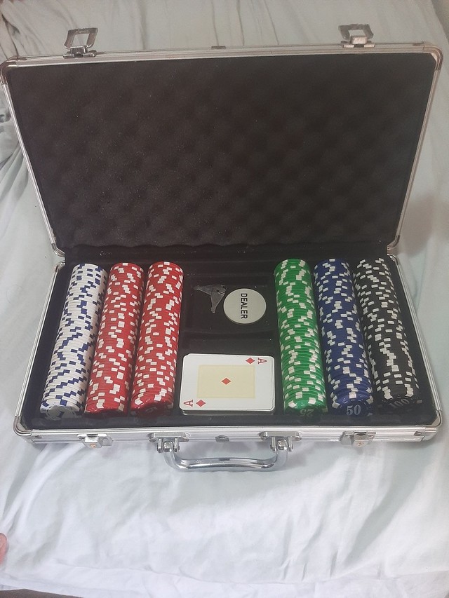 the poker game 2