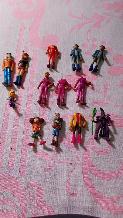 Lote com 23 bonecos turma recreio panini - Foto 3