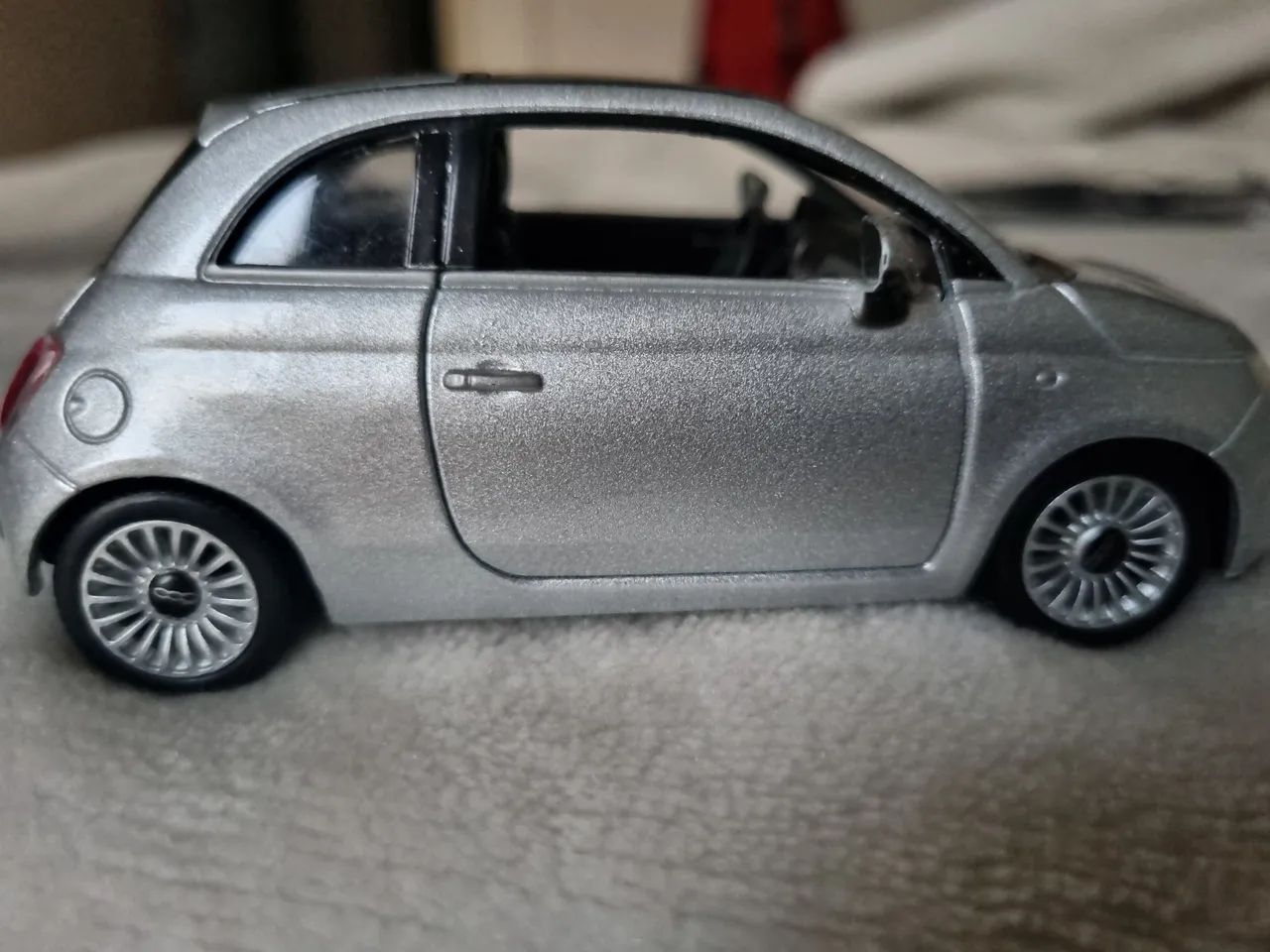 Miniatura fiat 500 diecast Scala 1:28 - Foto 4