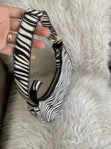 Bolsa Nova importada da primark , pode ser usada de mão e ombro - Foto 2