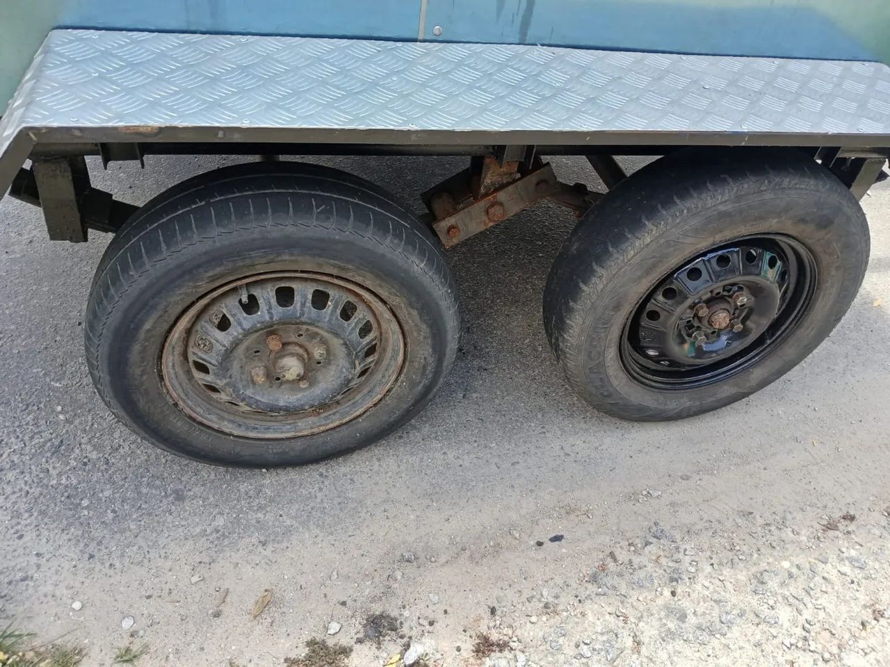 Vende-se reboque em ótimo estado - Foto 3