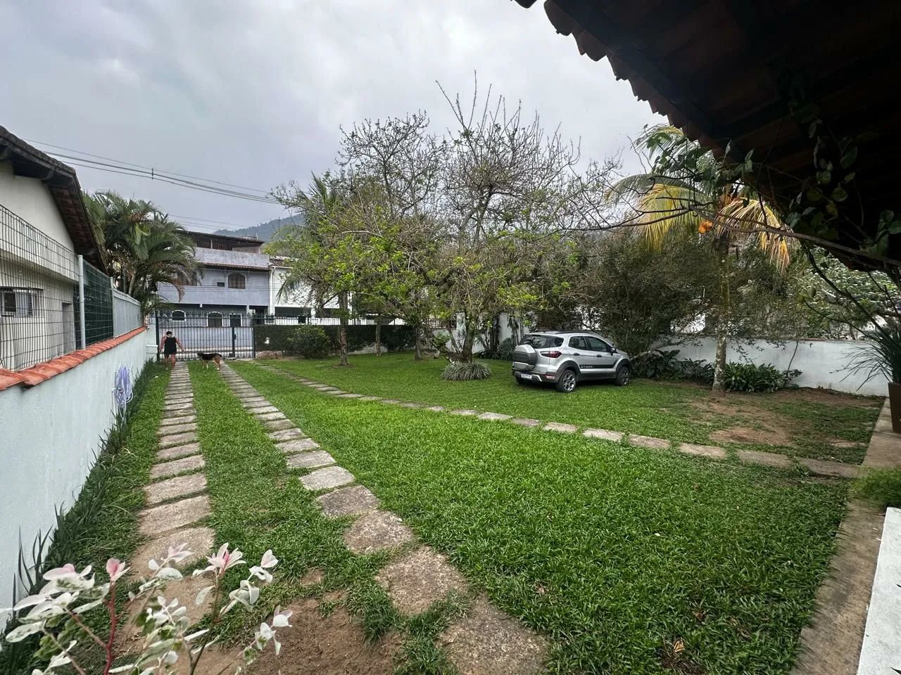 CASA COM OTIMO QUINTAL A VENDA EM MURIQUI  - Foto 4