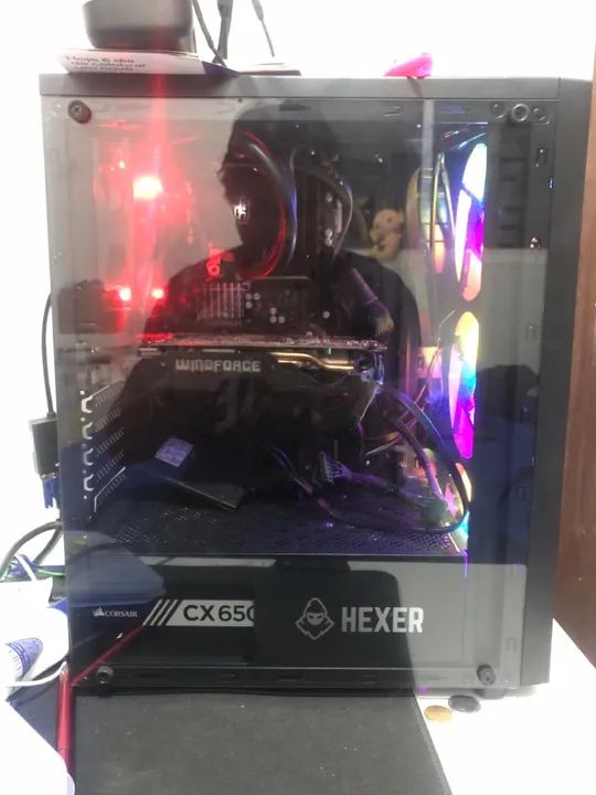 Gabinete Gamer RGB com Iluminação Personalizável