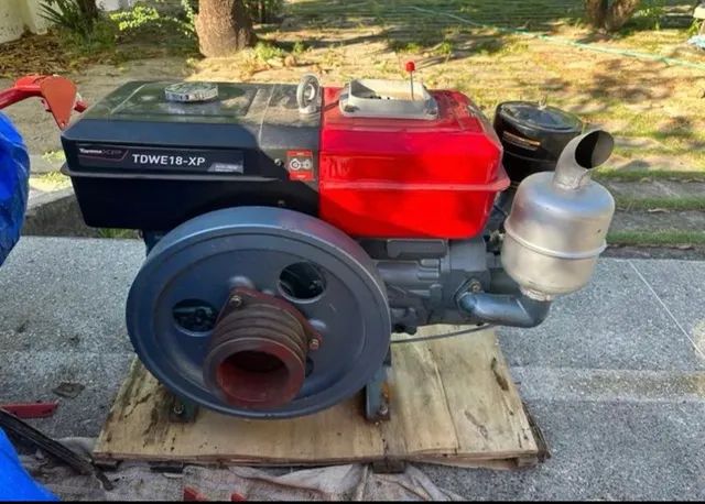 Motor estacionario  Toyama 16,6 HP 903CC, Zero!
