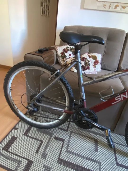 Bicicleta feminina em alumínio CALOI SNAKE? pouco usasa - Foto 3