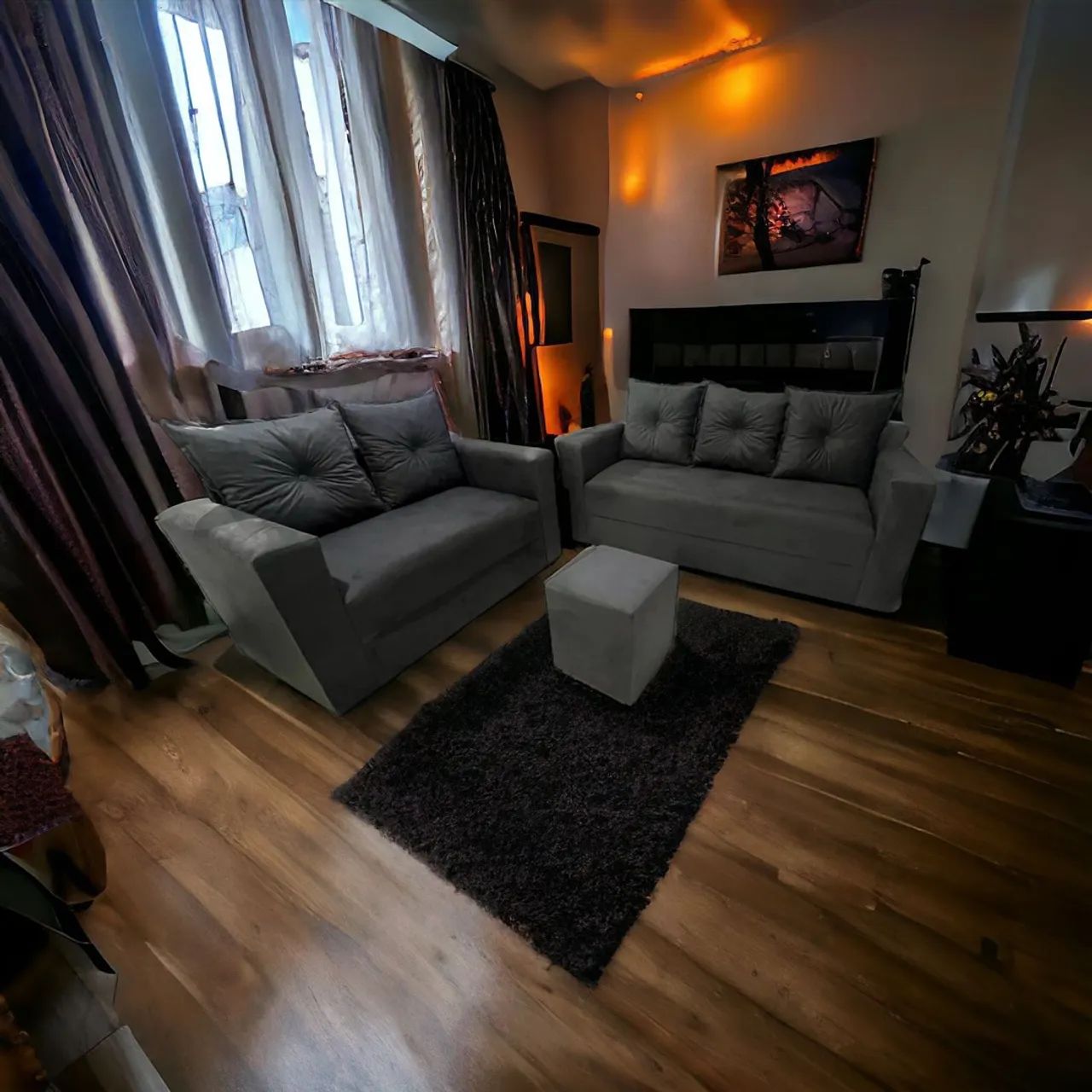 SOFÁ COM ALMOFADAS SOLTAS SUPER RESISTENTE DIRETO DE FÁBRICA  - Foto 2