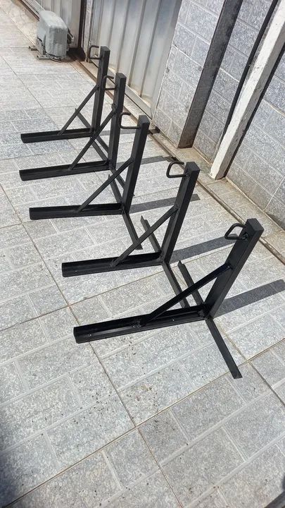 Suporte de Ferro para saco de pancada  - Foto 4