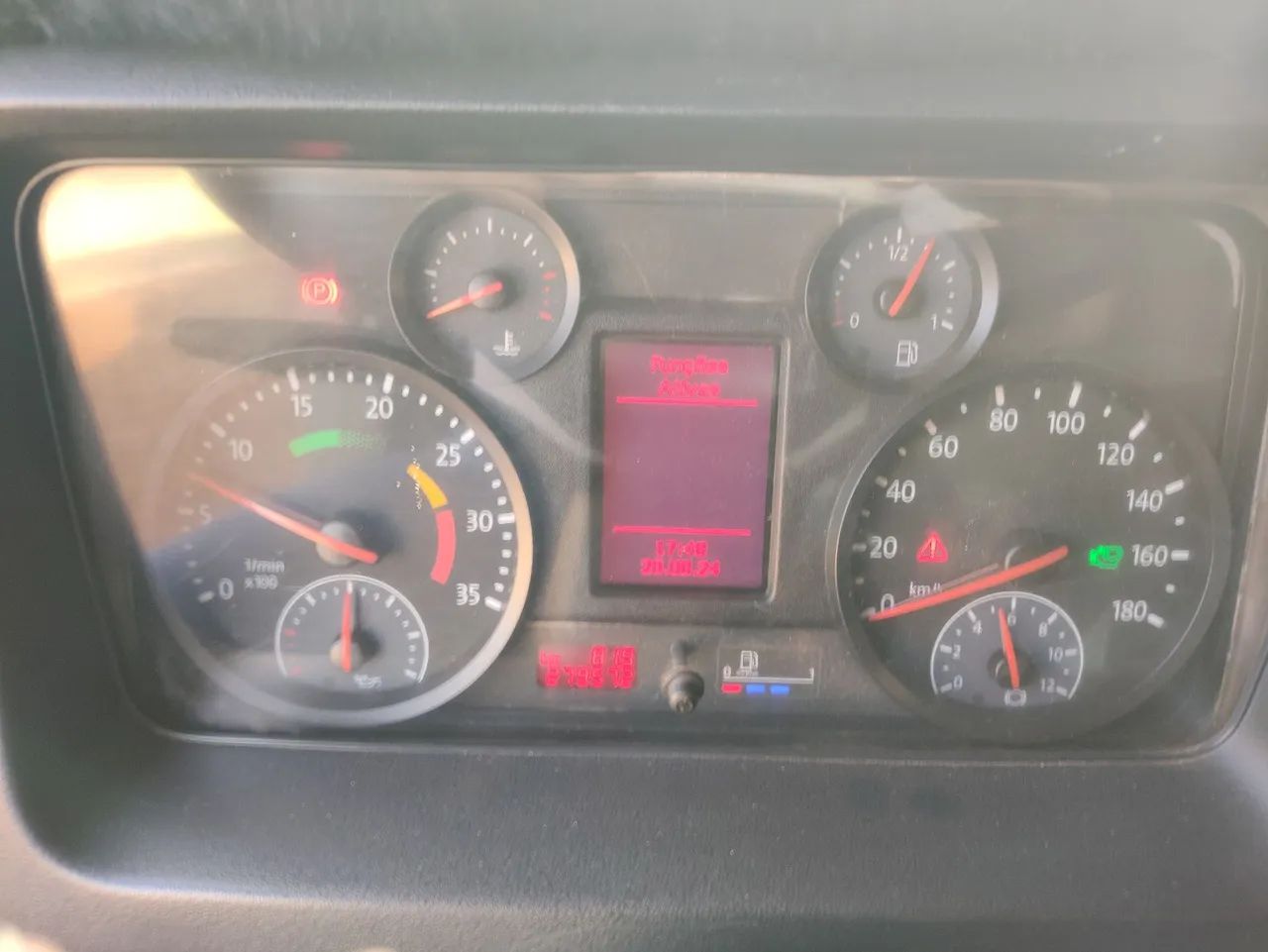 Caminhão VW 10.160 - Baú - Excelente Estado - Foto 5