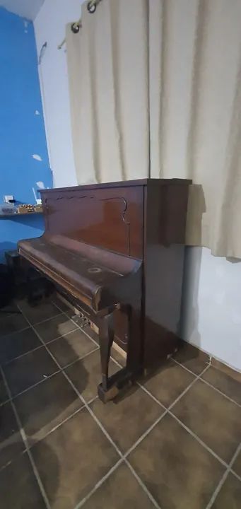 Vendo ou troco piano - Foto 2