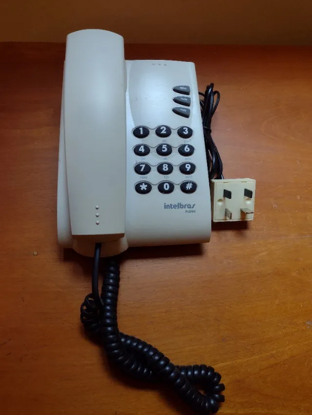Telefone com fio