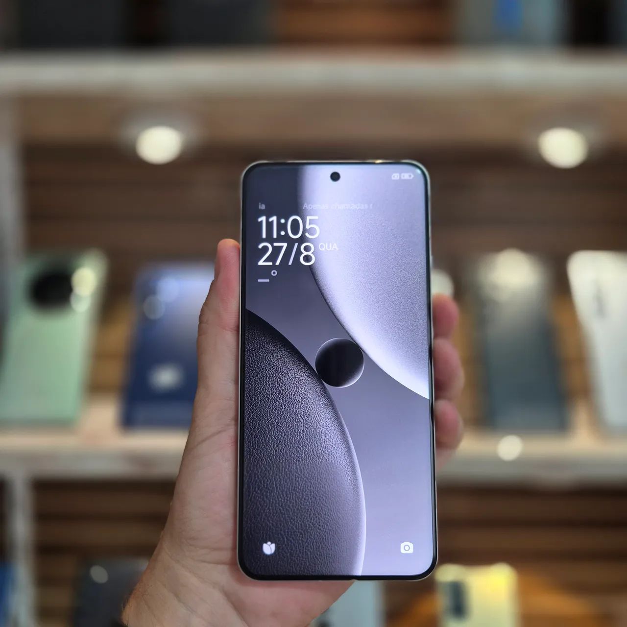 Xiaomi 15 Ultra, 512/16GB RAM, 1 semana de uso, cor silver chrome, c/ caixa e acessórios - Foto 3