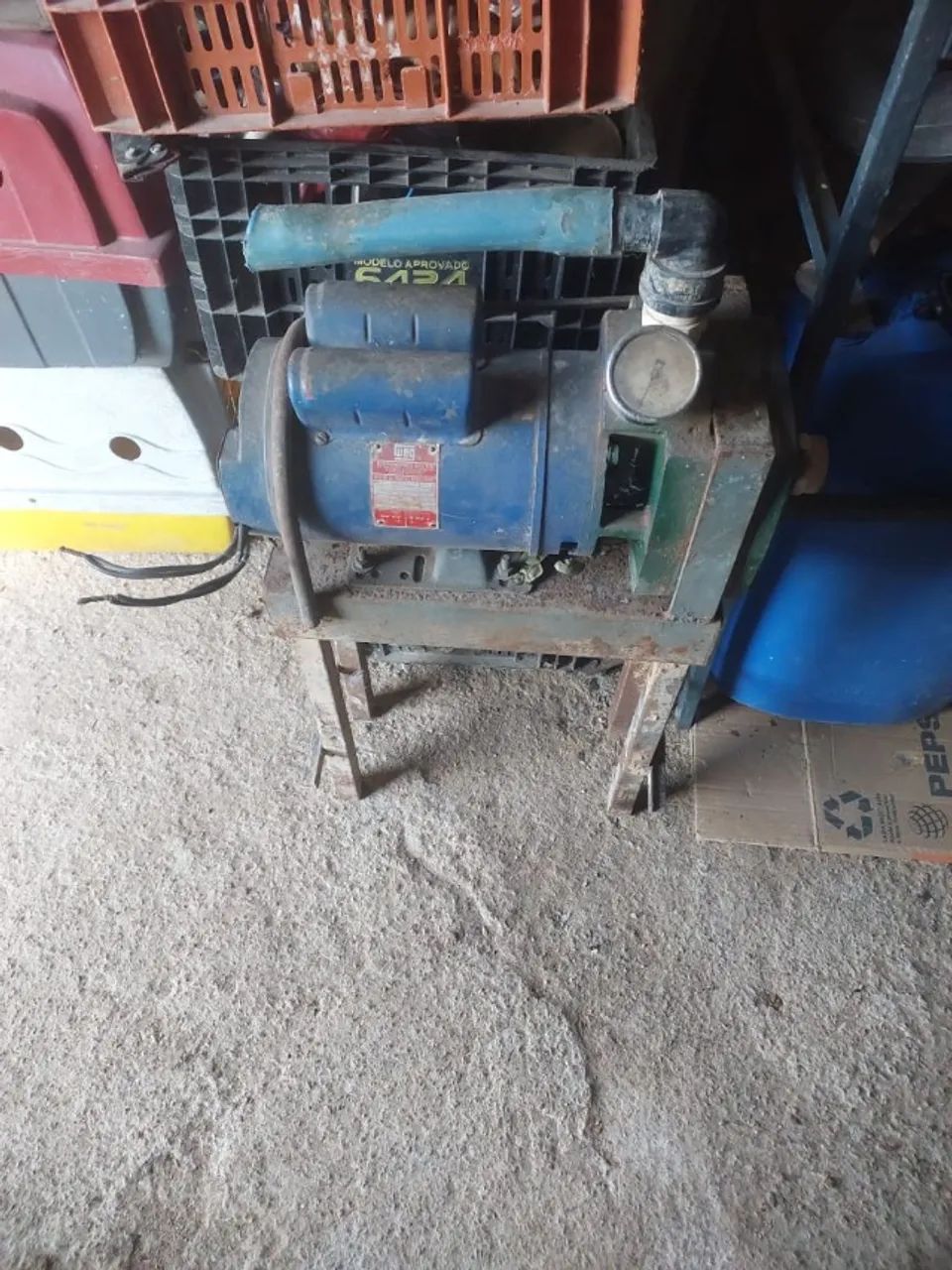 Bomba de agua de 2 cv - Entrego em sua casa