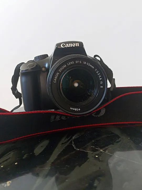 Câmera Canon EOS Rebel T3i