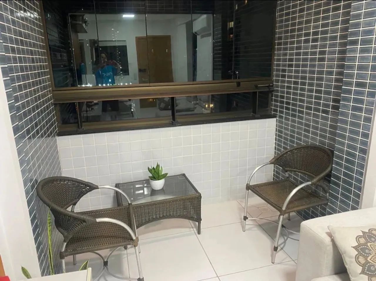 Imóvel para aluguel possui 57 metros quadrados com 2 quartos em Graças - Recife - PE - Foto 2