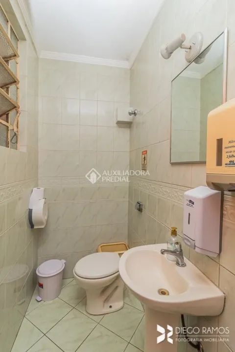 EXCELENTE SALA COMERCIAL NO CENTRO HISTÓRICO - Foto 10