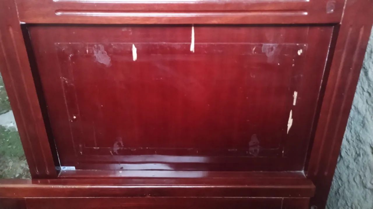 Vendo cama de solteiro semi novo 64842037651585121