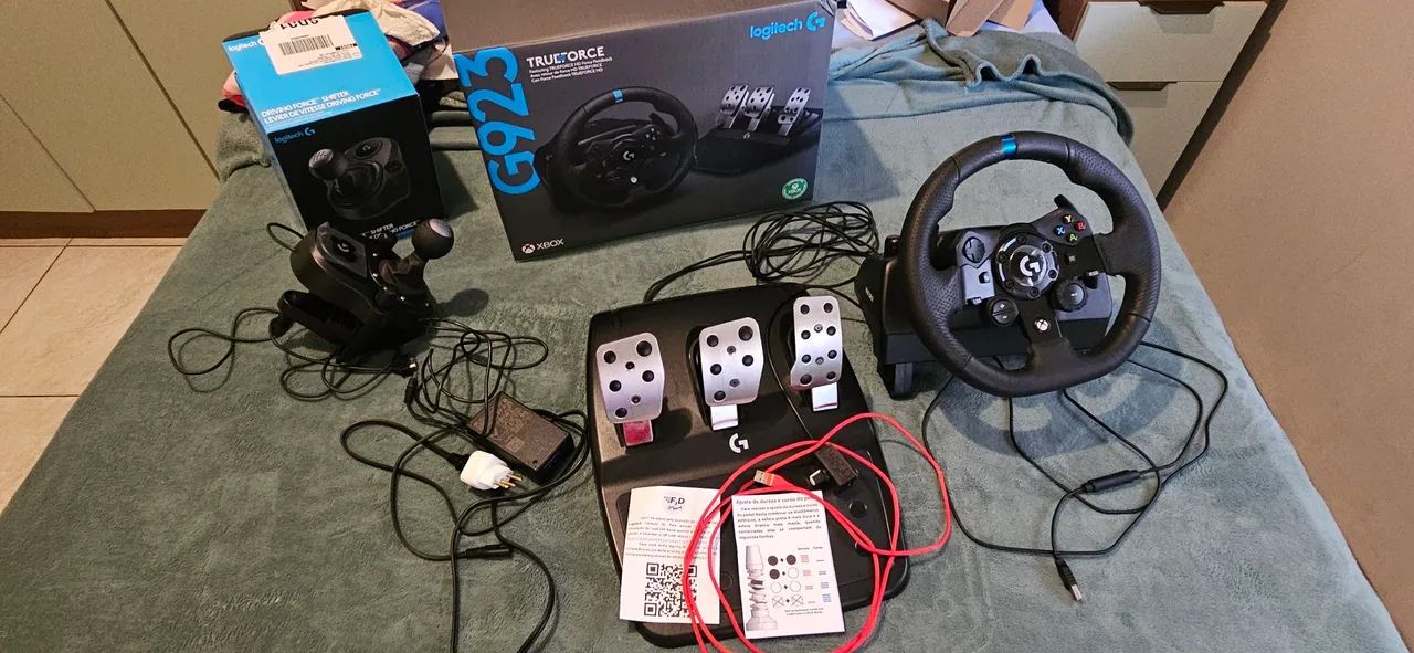 Kit Volante Logitech G923 com add-ons semi novo  - Foto 2